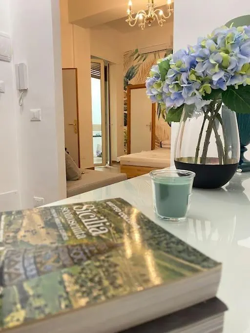 Apartment Casa Norma Suite A 100 Passi Da Piazza Stesicoro Catania Italien
